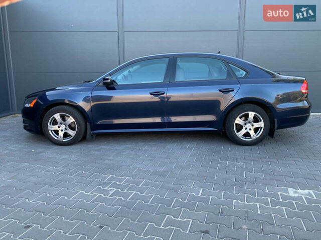 Синий Фольксваген Пассат, объемом двигателя 1.8 л и пробегом 194 тыс. км за 8990 $, фото 1 на Automoto.ua