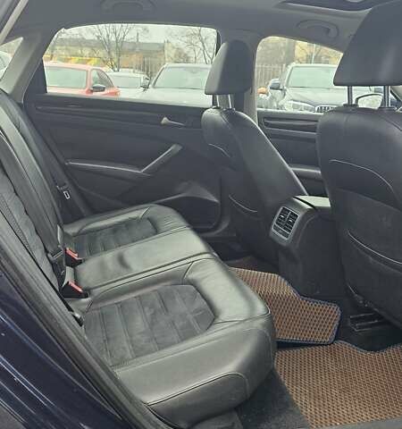 Синий Фольксваген Пассат, объемом двигателя 1.97 л и пробегом 188 тыс. км за 12000 $, фото 13 на Automoto.ua