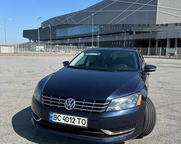 Синий Фольксваген Пассат, объемом двигателя 2 л и пробегом 195 тыс. км за 11500 $, фото 1 на Automoto.ua