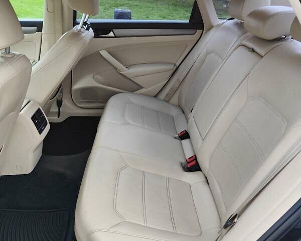 Синий Фольксваген Пассат, объемом двигателя 2 л и пробегом 138 тыс. км за 13900 $, фото 12 на Automoto.ua