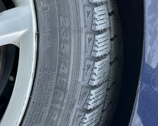 Синий Фольксваген Пассат, объемом двигателя 1.8 л и пробегом 221 тыс. км за 11200 $, фото 15 на Automoto.ua