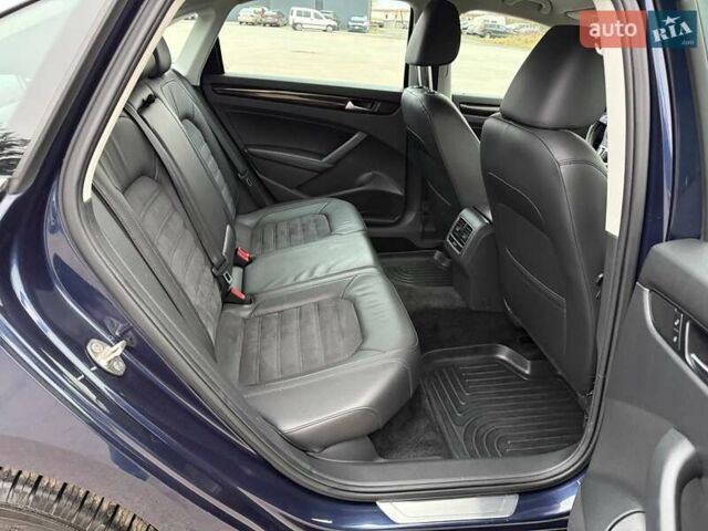 Синій Фольксваген Пассат, об'ємом двигуна 2 л та пробігом 172 тис. км за 12900 $, фото 21 на Automoto.ua