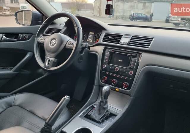 Синій Фольксваген Пассат, об'ємом двигуна 1.8 л та пробігом 197 тис. км за 10500 $, фото 7 на Automoto.ua