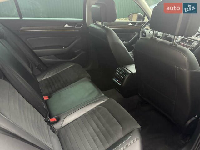 Синий Фольксваген Пассат, объемом двигателя 1.8 л и пробегом 270 тыс. км за 15900 $, фото 12 на Automoto.ua