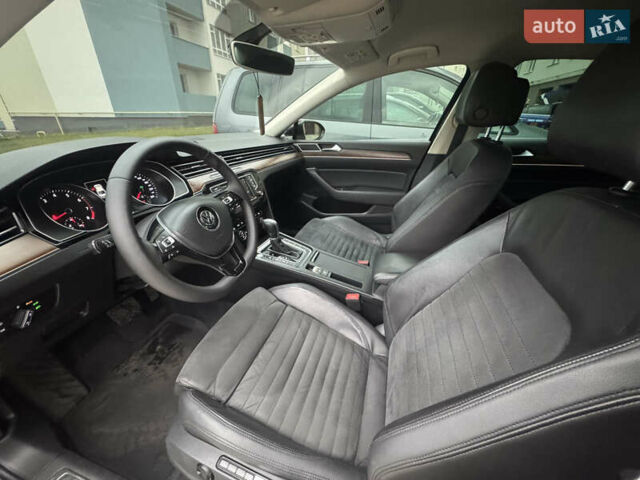 Синий Фольксваген Пассат, объемом двигателя 1.8 л и пробегом 270 тыс. км за 15900 $, фото 9 на Automoto.ua