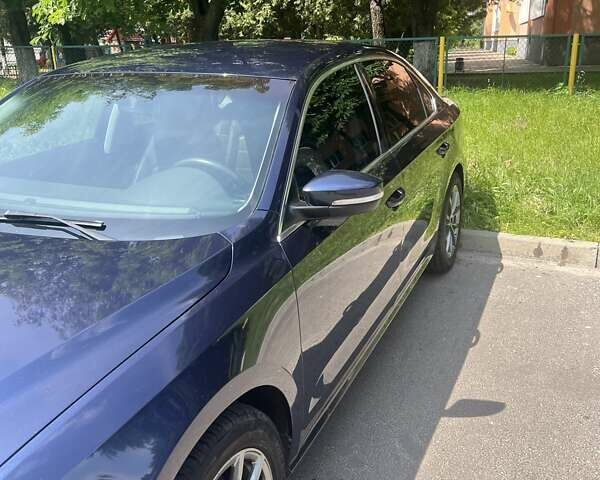 Синій Фольксваген Пассат, об'ємом двигуна 1.8 л та пробігом 118 тис. км за 14000 $, фото 1 на Automoto.ua
