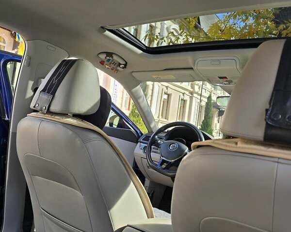 Синій Фольксваген Пассат, об'ємом двигуна 3.6 л та пробігом 155 тис. км за 16000 $, фото 22 на Automoto.ua