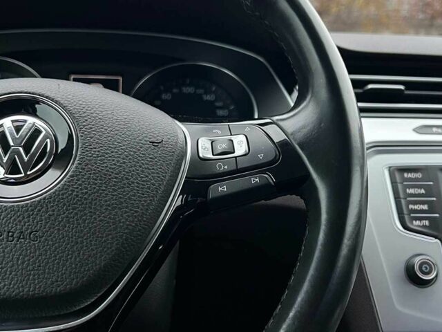 Синий Фольксваген Пассат, объемом двигателя 1.8 л и пробегом 149 тыс. км за 345 $, фото 9 на Automoto.ua