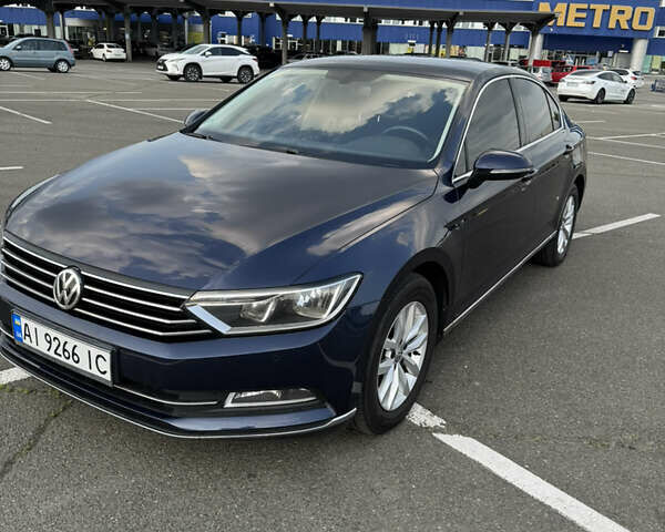 Синий Фольксваген Пассат, объемом двигателя 1.97 л и пробегом 266 тыс. км за 14700 $, фото 3 на Automoto.ua