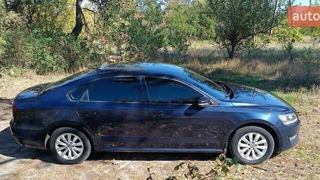 Синий Фольксваген Пассат, объемом двигателя 1.8 л и пробегом 267 тыс. км за 9500 $, фото 18 на Automoto.ua