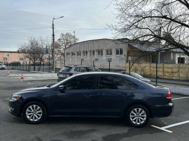 Синий Фольксваген Пассат, объемом двигателя 1.8 л и пробегом 238 тыс. км за 8000 $, фото 6 на Automoto.ua