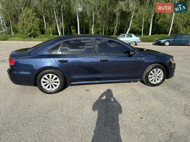 Синий Фольксваген Пассат, объемом двигателя 1.78 л и пробегом 132 тыс. км за 9700 $, фото 1 на Automoto.ua