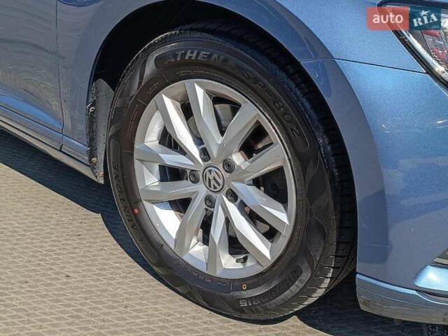 Синій Фольксваген Пассат, об'ємом двигуна 1.4 л та пробігом 96 тис. км за 17440 $, фото 5 на Automoto.ua