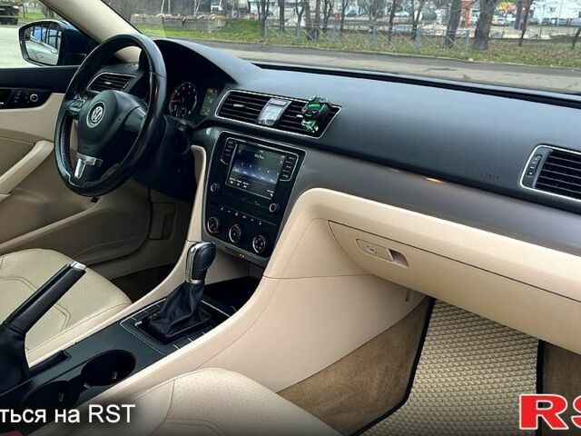 Синий Фольксваген Пассат, объемом двигателя 1.8 л и пробегом 239 тыс. км за 9700 $, фото 8 на Automoto.ua