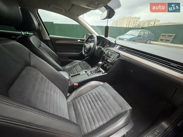 Синий Фольксваген Пассат, объемом двигателя 1.8 л и пробегом 270 тыс. км за 15900 $, фото 10 на Automoto.ua