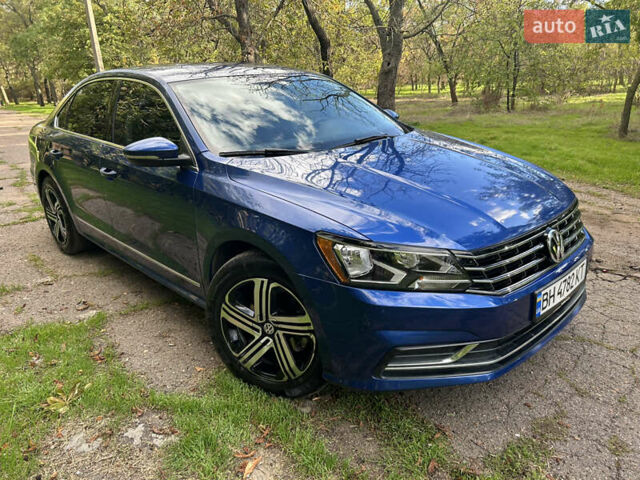 Синій Фольксваген Пассат, об'ємом двигуна 1.8 л та пробігом 112 тис. км за 12400 $, фото 3 на Automoto.ua