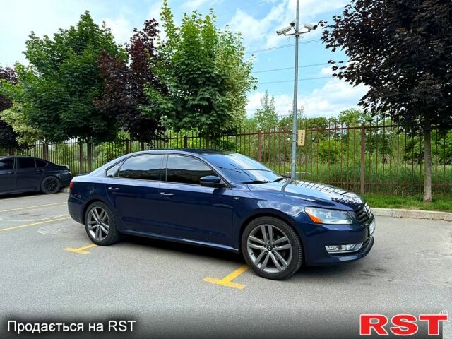 Синий Фольксваген Пассат, объемом двигателя 1.8 л и пробегом 170 тыс. км за 10400 $, фото 1 на Automoto.ua