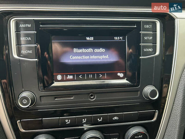 Синий Фольксваген Пассат, объемом двигателя 1.8 л и пробегом 112 тыс. км за 12400 $, фото 27 на Automoto.ua