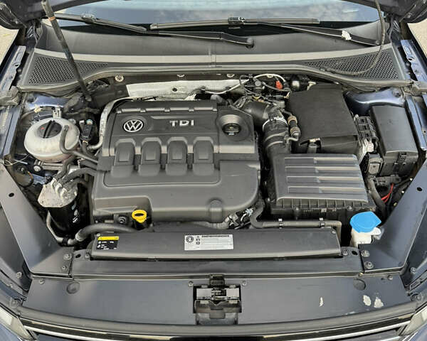 Синий Фольксваген Пассат, объемом двигателя 1.97 л и пробегом 266 тыс. км за 14700 $, фото 17 на Automoto.ua