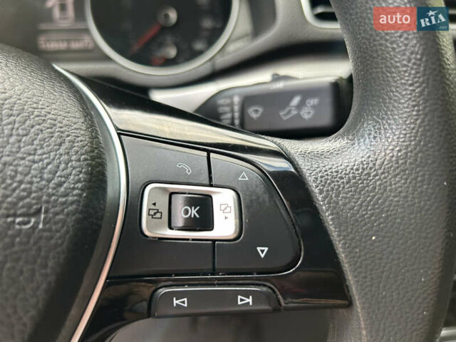 Синий Фольксваген Пассат, объемом двигателя 1.8 л и пробегом 112 тыс. км за 12400 $, фото 25 на Automoto.ua