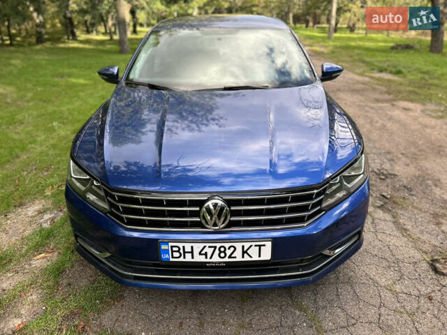 Синій Фольксваген Пассат, об'ємом двигуна 1.8 л та пробігом 112 тис. км за 12400 $, фото 4 на Automoto.ua