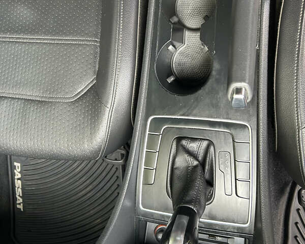Синій Фольксваген Пассат, об'ємом двигуна 1.8 л та пробігом 112 тис. км за 12400 $, фото 35 на Automoto.ua