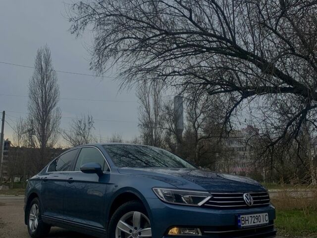 Синій Фольксваген Пассат, об'ємом двигуна 1.8 л та пробігом 130 тис. км за 15500 $, фото 10 на Automoto.ua