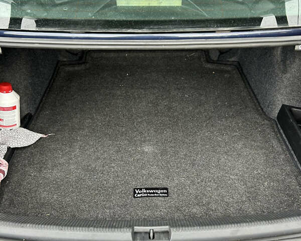 Синій Фольксваген Пассат, об'ємом двигуна 1.97 л та пробігом 164 тис. км за 13700 $, фото 13 на Automoto.ua