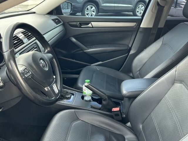 Синий Фольксваген Пассат, объемом двигателя 1.8 л и пробегом 238 тыс. км за 8000 $, фото 9 на Automoto.ua