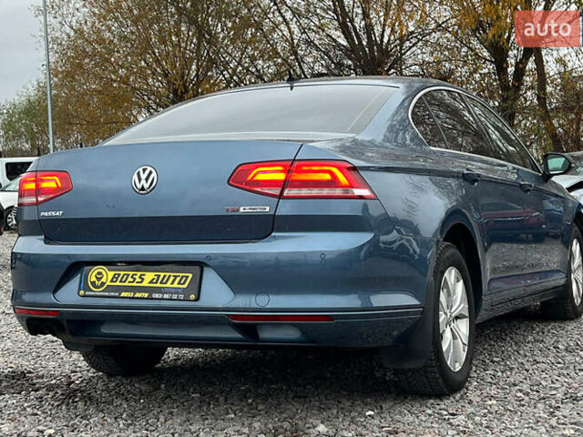Синий Фольксваген Пассат, объемом двигателя 1.8 л и пробегом 149 тыс. км за 14500 $, фото 5 на Automoto.ua