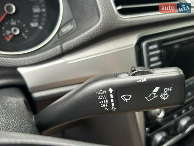 Синій Фольксваген Пассат, об'ємом двигуна 1.8 л та пробігом 112 тис. км за 12400 $, фото 36 на Automoto.ua