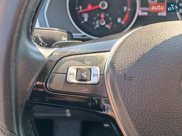 Синій Фольксваген Пассат, об'ємом двигуна 1.4 л та пробігом 96 тис. км за 17440 $, фото 26 на Automoto.ua