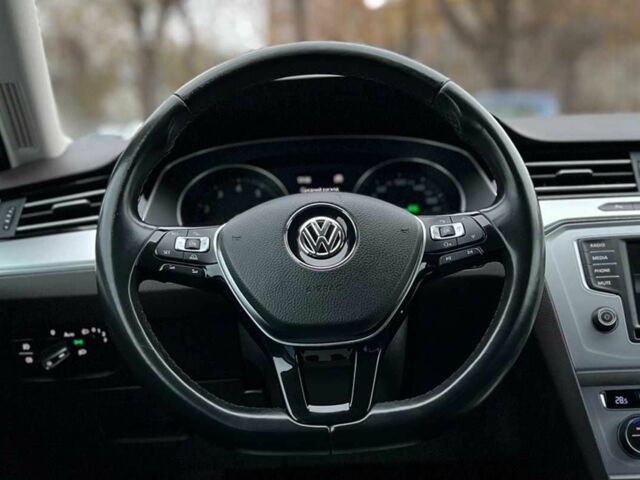 Синий Фольксваген Пассат, объемом двигателя 1.8 л и пробегом 149 тыс. км за 345 $, фото 7 на Automoto.ua