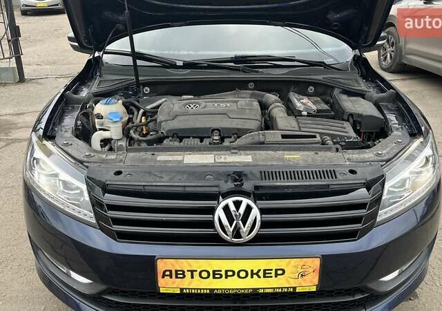 Синий Фольксваген Пассат, объемом двигателя 1.8 л и пробегом 150 тыс. км за 9700 $, фото 18 на Automoto.ua