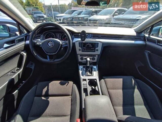 Синій Фольксваген Пассат, об'ємом двигуна 1.4 л та пробігом 96 тис. км за 17440 $, фото 15 на Automoto.ua
