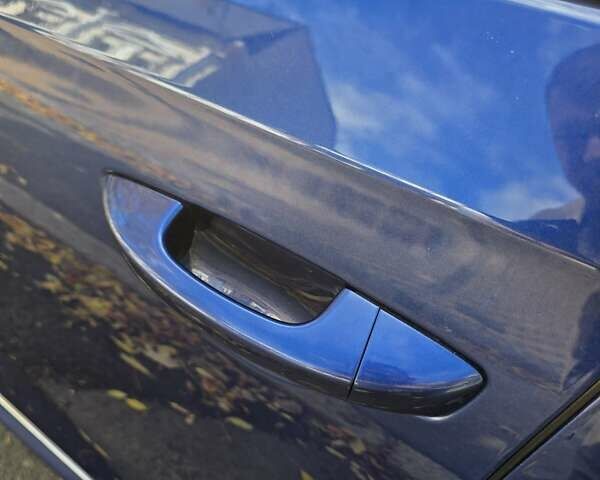 Синій Фольксваген Пассат, об'ємом двигуна 3.6 л та пробігом 155 тис. км за 16000 $, фото 3 на Automoto.ua