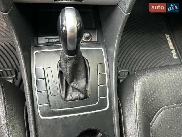 Синій Фольксваген Пассат, об'ємом двигуна 1.8 л та пробігом 112 тис. км за 12400 $, фото 32 на Automoto.ua