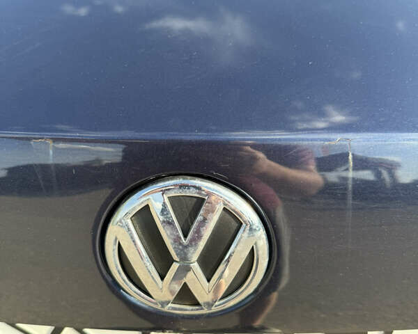 Синий Фольксваген Пассат, объемом двигателя 1.78 л и пробегом 132 тыс. км за 9700 $, фото 6 на Automoto.ua