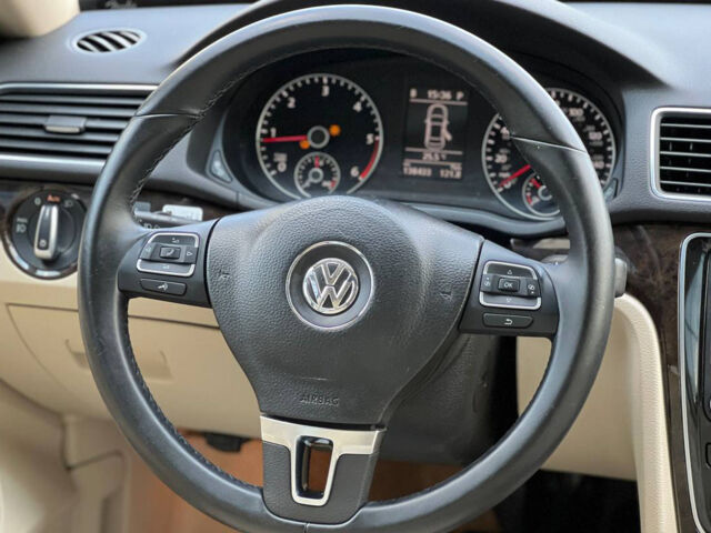 Синій Фольксваген Пассат, об'ємом двигуна 2 л та пробігом 138 тис. км за 12500 $, фото 10 на Automoto.ua