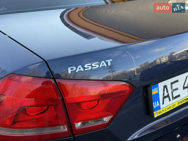 Синий Фольксваген Пассат, объемом двигателя 1.8 л и пробегом 229 тыс. км за 7999 $, фото 21 на Automoto.ua