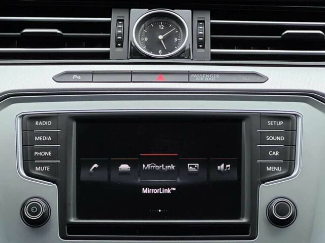 Синий Фольксваген Пассат, объемом двигателя 1.8 л и пробегом 149 тыс. км за 345 $, фото 12 на Automoto.ua