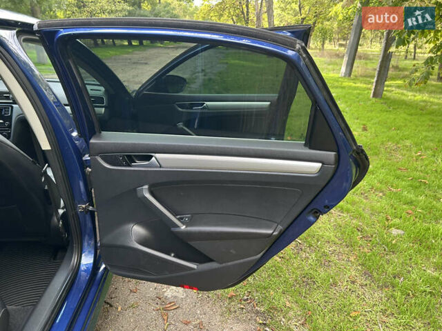 Синій Фольксваген Пассат, об'ємом двигуна 1.8 л та пробігом 112 тис. км за 12400 $, фото 19 на Automoto.ua