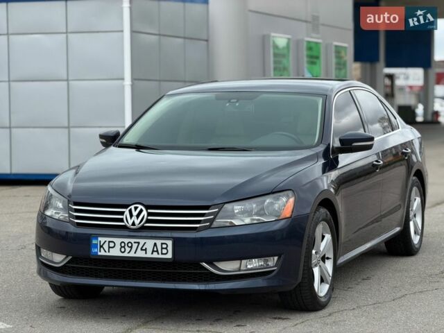 Синий Фольксваген Пассат, объемом двигателя 1.8 л и пробегом 264 тыс. км за 9900 $, фото 2 на Automoto.ua