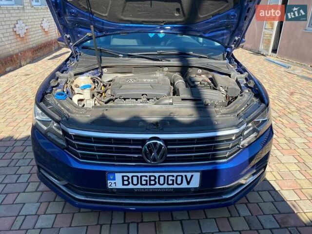 Синий Фольксваген Пассат, объемом двигателя 1.8 л и пробегом 90 тыс. км за 11800 $, фото 1 на Automoto.ua