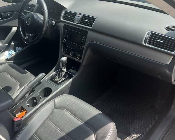 Синій Фольксваген Пассат, об'ємом двигуна 1.8 л та пробігом 118 тис. км за 14000 $, фото 10 на Automoto.ua