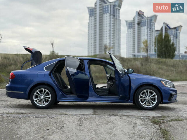 Синий Фольксваген Пассат, объемом двигателя 1.8 л и пробегом 180 тыс. км за 11500 $, фото 26 на Automoto.ua