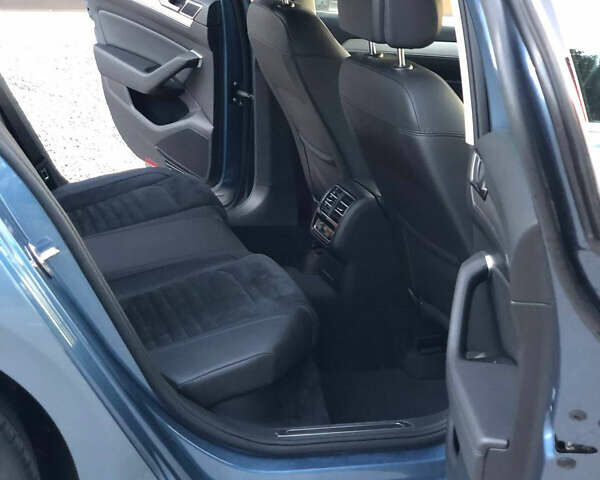 Синій Фольксваген Пассат, об'ємом двигуна 2 л та пробігом 263 тис. км за 16200 $, фото 16 на Automoto.ua