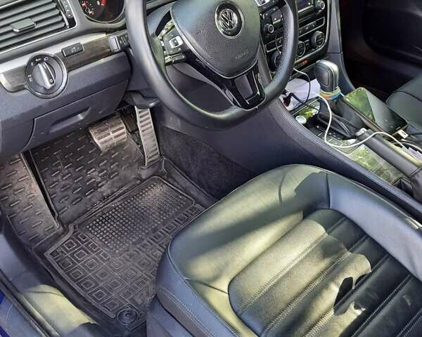 Синий Фольксваген Пассат, объемом двигателя 1.8 л и пробегом 115 тыс. км за 16500 $, фото 10 на Automoto.ua