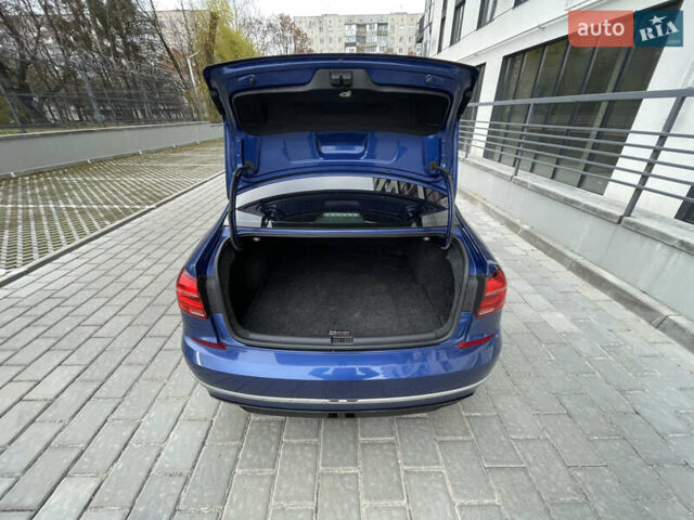Синий Фольксваген Пассат, объемом двигателя 1.8 л и пробегом 219 тыс. км за 12900 $, фото 28 на Automoto.ua