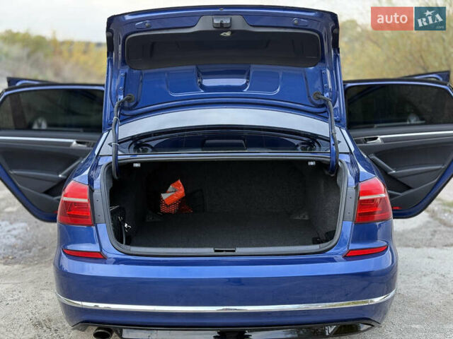 Синий Фольксваген Пассат, объемом двигателя 1.8 л и пробегом 180 тыс. км за 11500 $, фото 24 на Automoto.ua